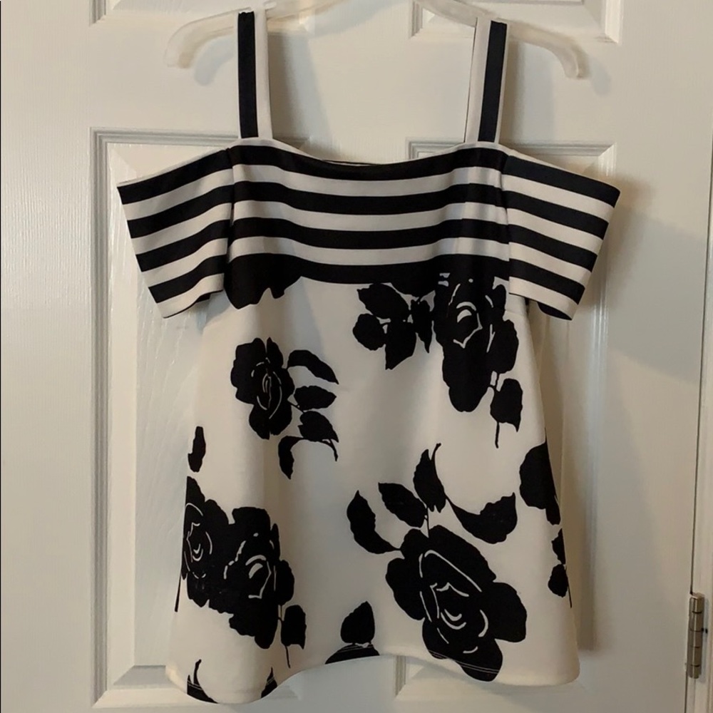 Cold shoulder top